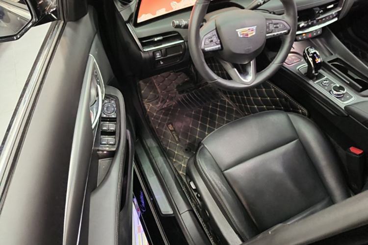 Used Cadillac CT5 2024 28T Luxury Pro Trim Driver Seat