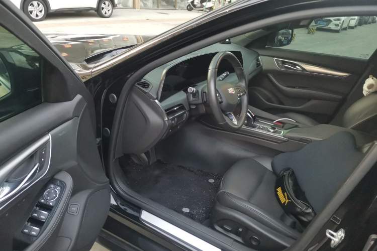 Used Cadillac CT5 2024 28T Prestige Edition Driver Seat