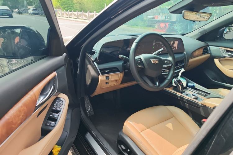 Used Cadillac CT5 2024 28T Prestige Edition Driver Seat