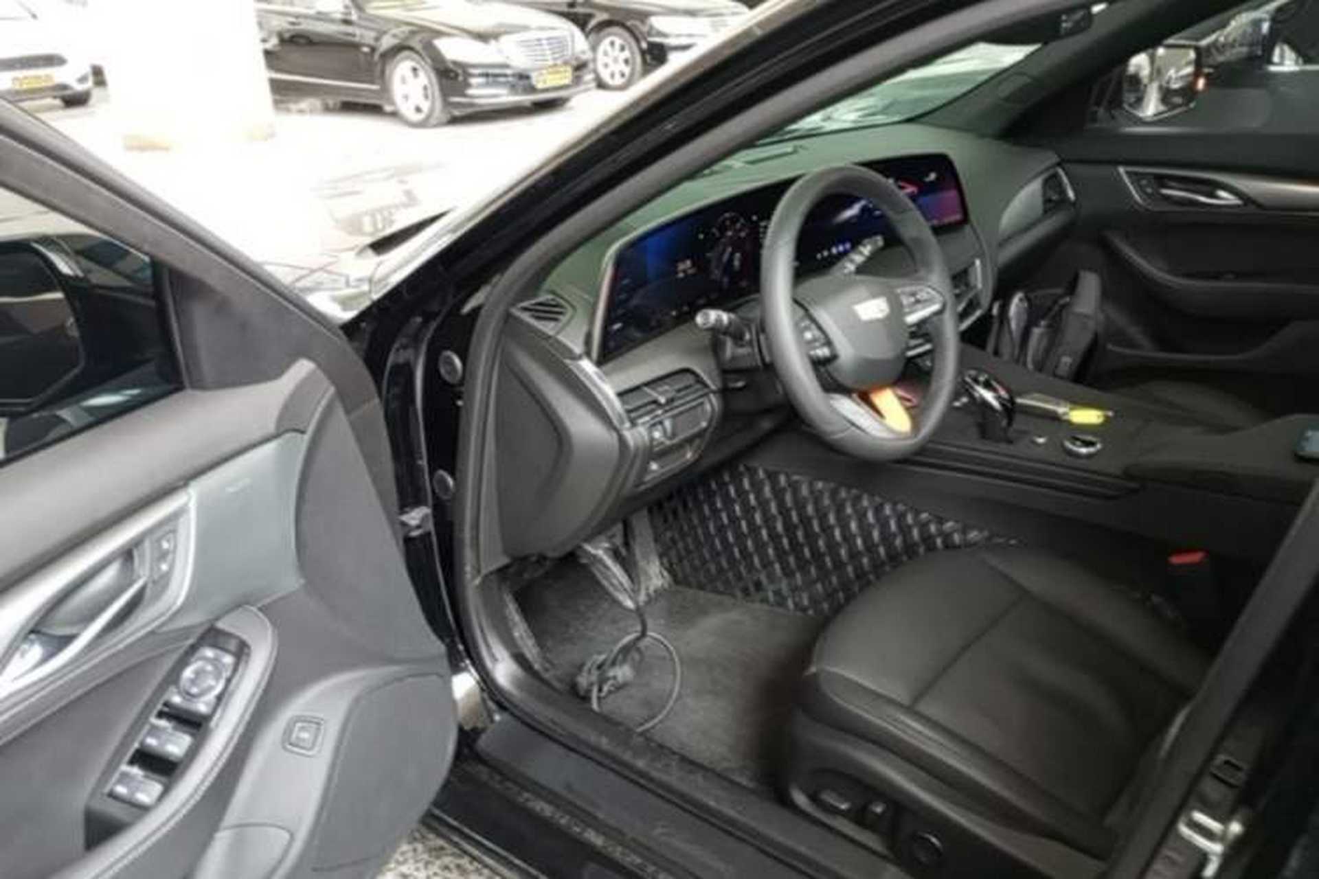 Used Cadillac CT5 2024 28T Luxury Pro Trim Driver Seat