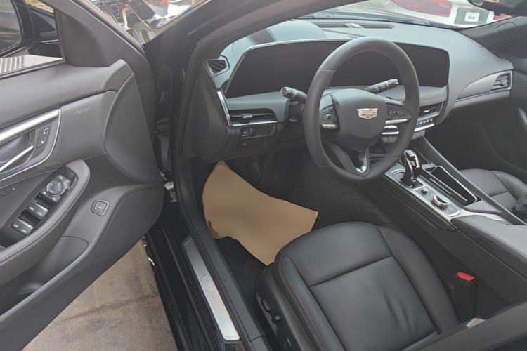 Used Cadillac CT5 2024 28T Prestige Edition Driver Seat