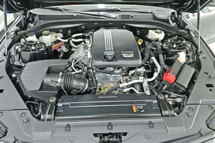 Used Cadillac CT5 2024 28T Luxury Pro Trim Engine Bay