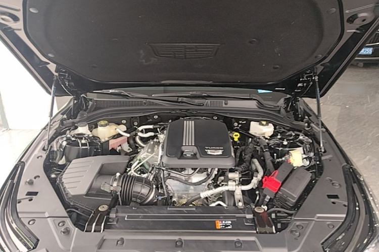Used Cadillac CT5 2024 28T Luxury Pro Trim Engine Bay