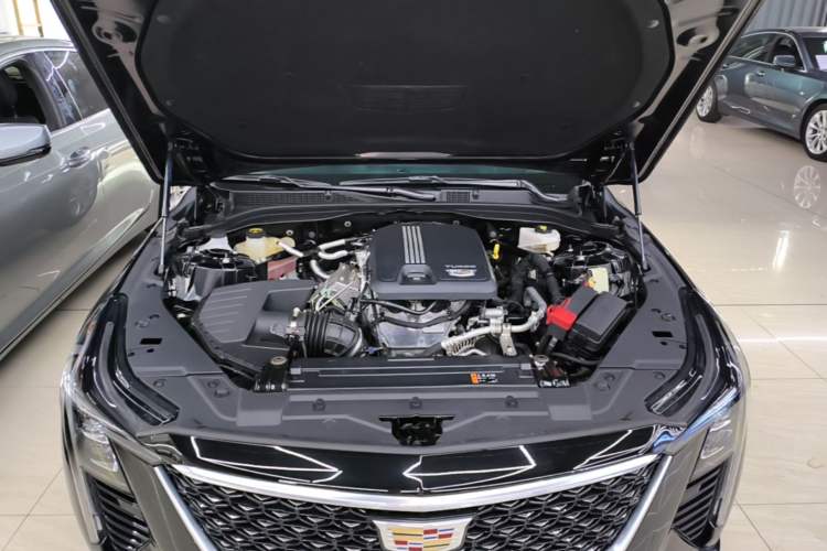 Used Cadillac CT5 2024 28T Luxury Pro Trim Engine Bay