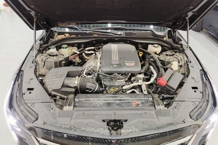 Used Cadillac CT5 2024 28T Luxury Pro Trim Engine Bay