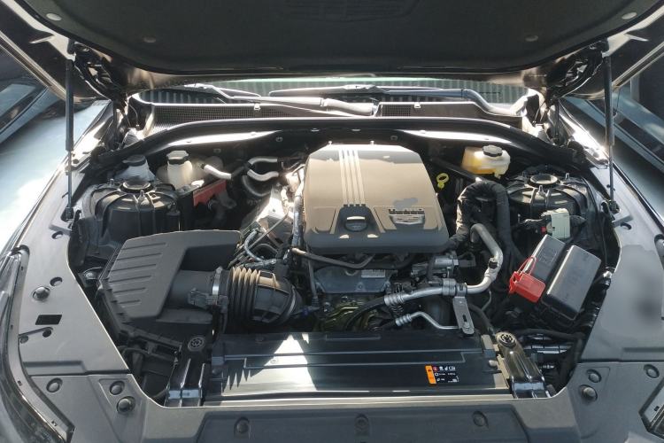 Used Cadillac CT5 2024 28T Luxury Pro Trim Engine Bay