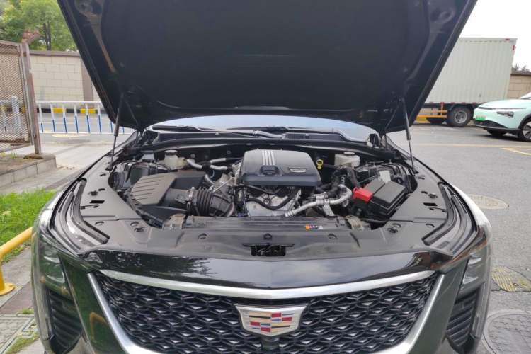 Used Cadillac CT5 2024 28T Luxury Pro Trim Engine Bay