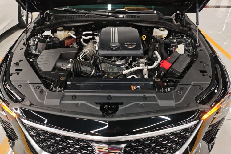 Used Cadillac CT5 2024 28T Luxury Pro Trim Engine Bay
