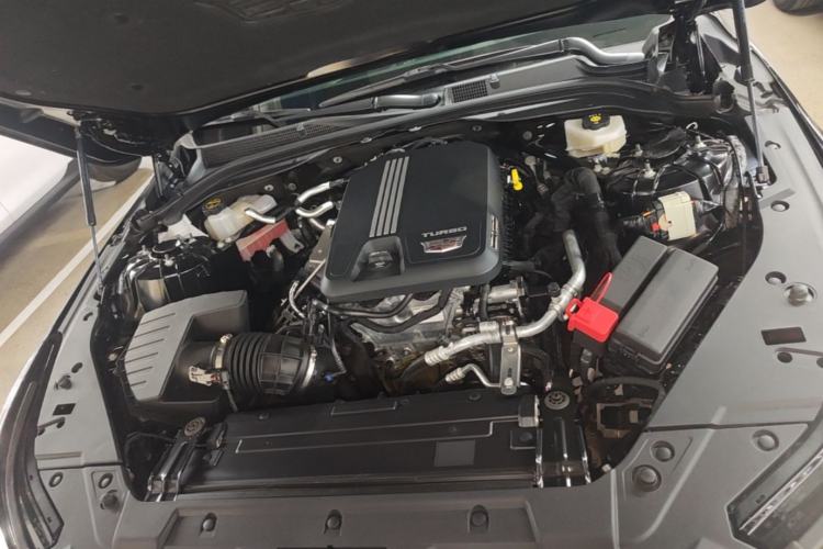 Used Cadillac CT5 2024 28T Luxury Pro Trim Engine Bay