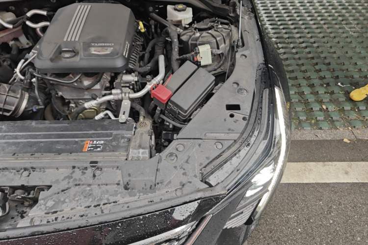 Used Cadillac CT5 2024 28T Luxury Pro Trim Engine Bay Left