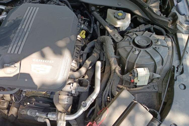 Used Cadillac CT5 2024 28T Luxury Pro Trim Engine Bay Left