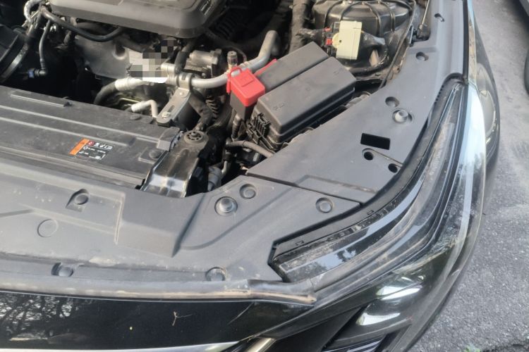 Used Cadillac CT5 2024 28T Luxury Pro Trim Engine Bay Left
