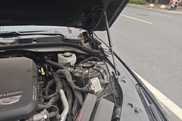 Used Cadillac CT5 2024 28T Luxury Pro Trim Engine Bay Left