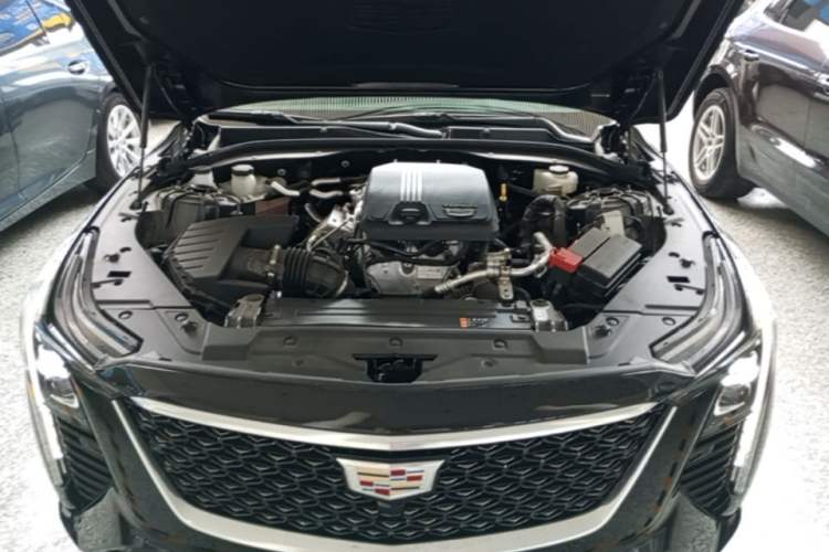 Used Cadillac CT5 2024 28T Luxury Pro Trim Engine Bay