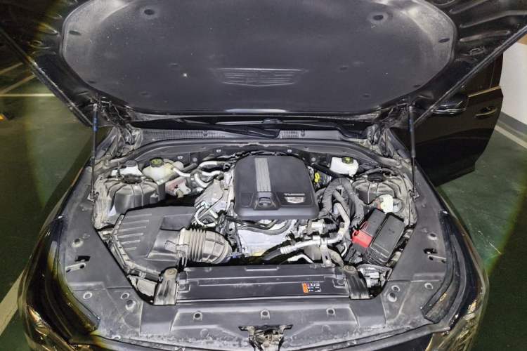 Used Cadillac CT5 2024 28T Luxury Pro Trim Engine Bay