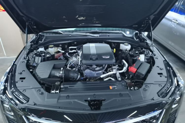 Used Cadillac CT5 2024 28T Luxury Pro Trim Engine Bay