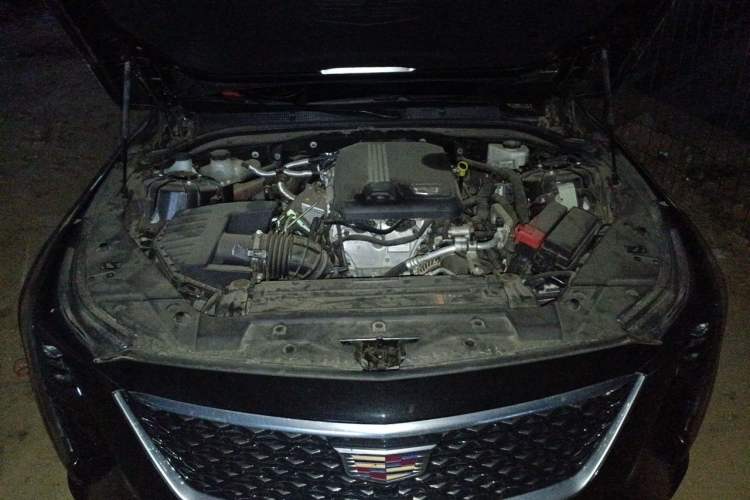 Used Cadillac CT5 2024 28T Luxury Pro Trim Engine Bay