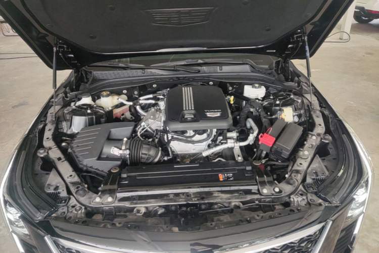 Used Cadillac CT5 2024 28T Luxury Pro Trim Engine Bay