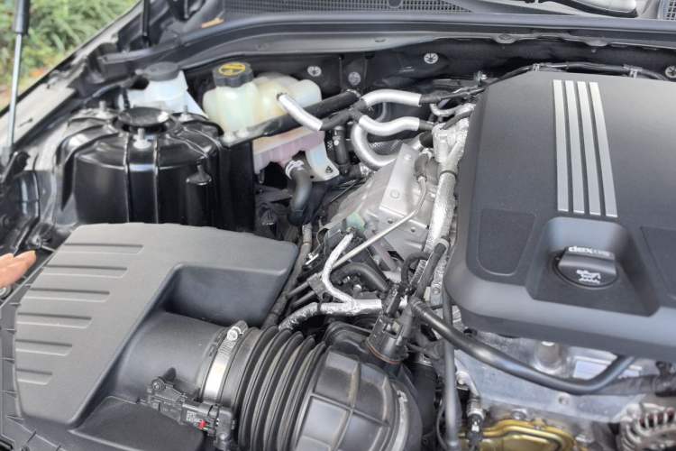 Used Cadillac CT5 2024 28T Prestige Edition Engine Bay Right