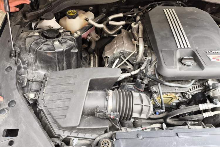 Used Cadillac CT5 2024 28T Prestige Edition Engine Bay Right