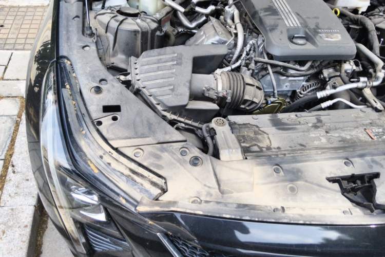 Used Cadillac CT5 2024 28T Prestige Edition Engine Bay Right