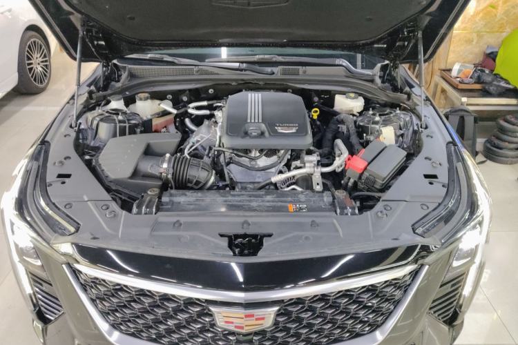 Used Cadillac CT5 2024 28T Luxury Pro Trim Engine Bay