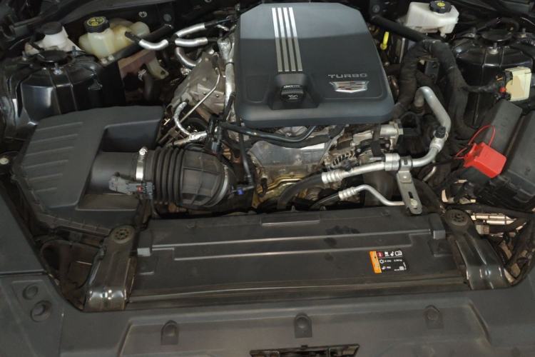 Used Cadillac CT5 2024 28T Luxury Pro Trim Engine Bay