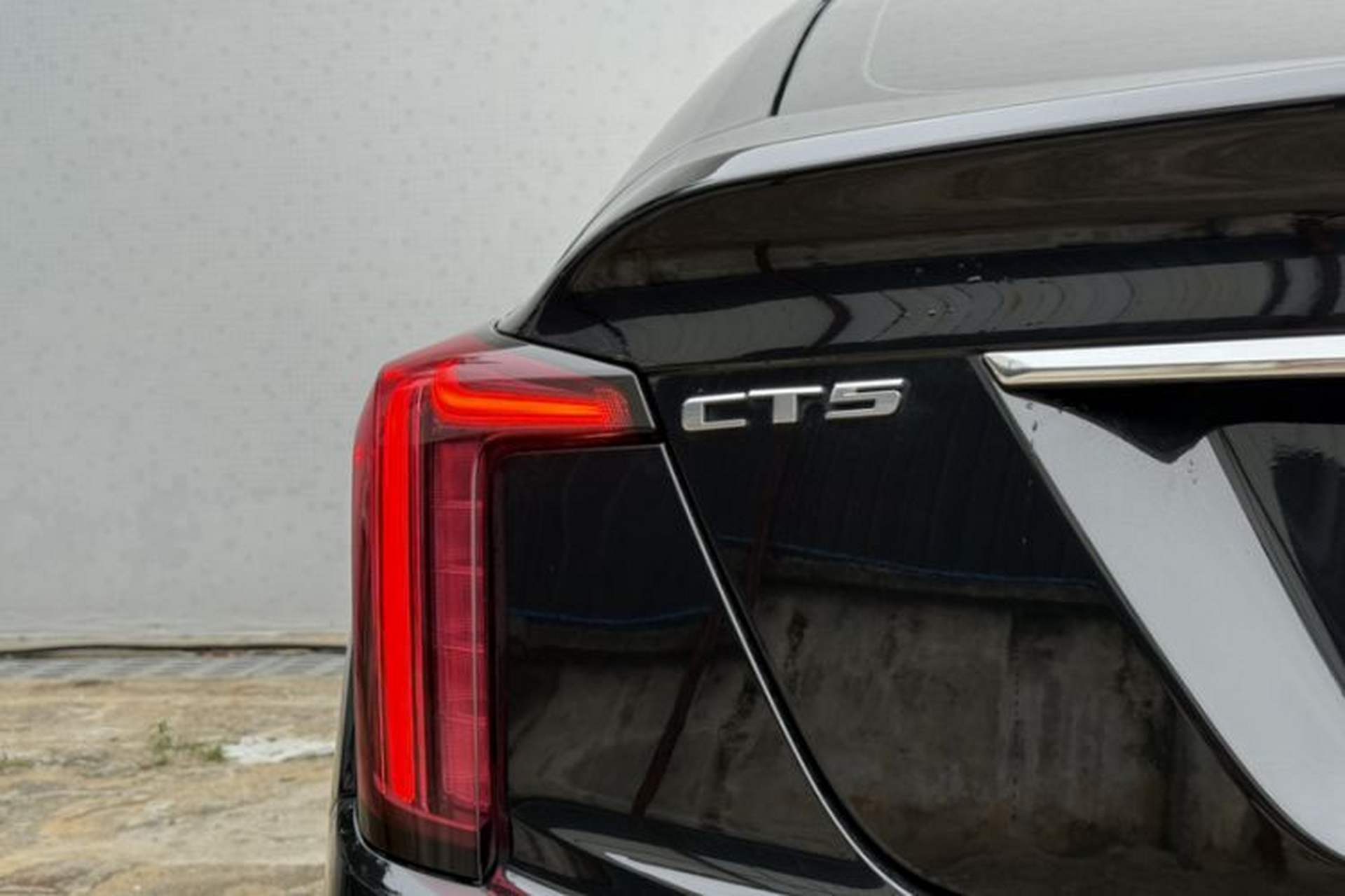Used Cadillac CT5 2024 28T Luxury Pro Trim Exterior 3