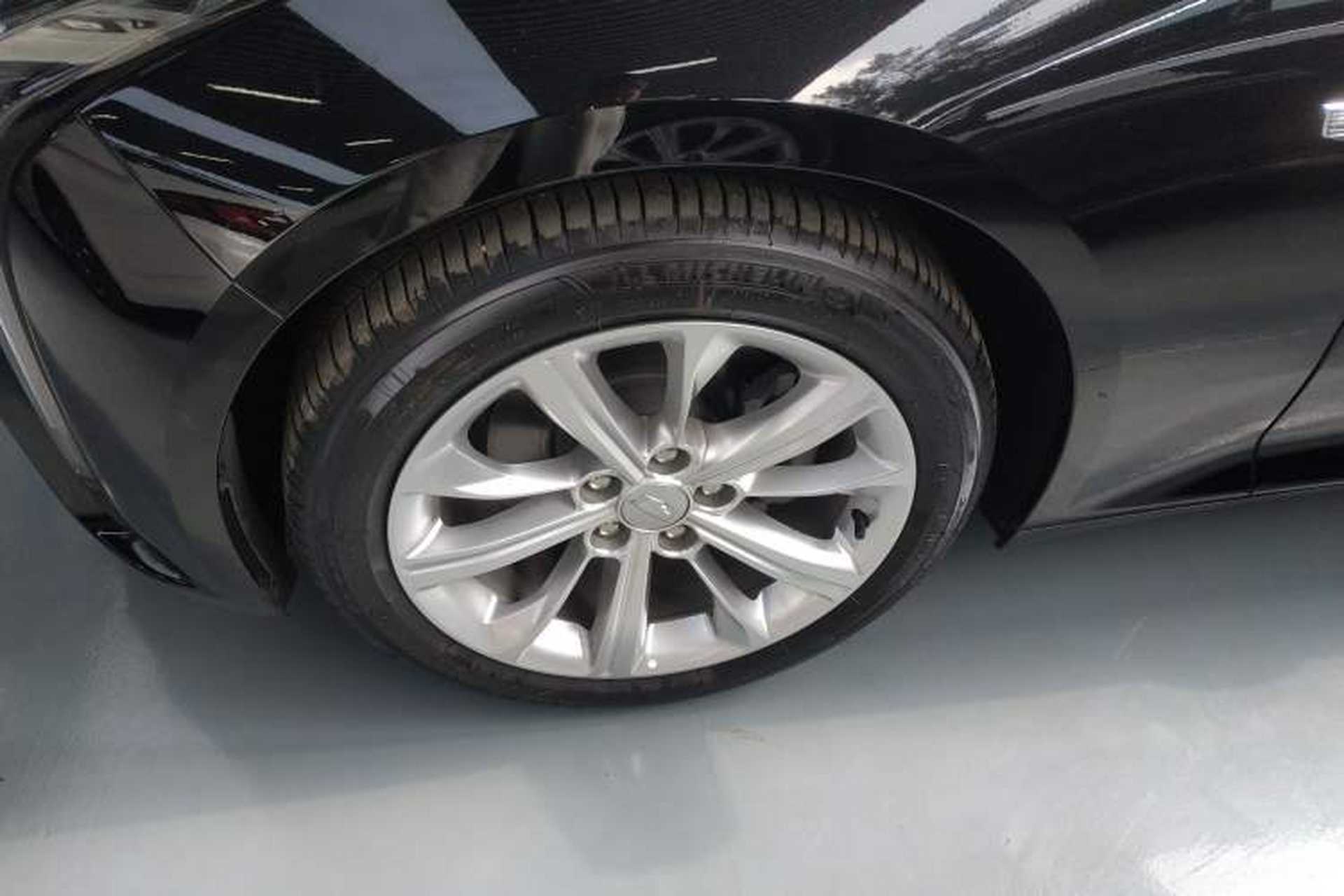 Used Cadillac CT5 2024 28T Luxury Pro Trim Exterior 4