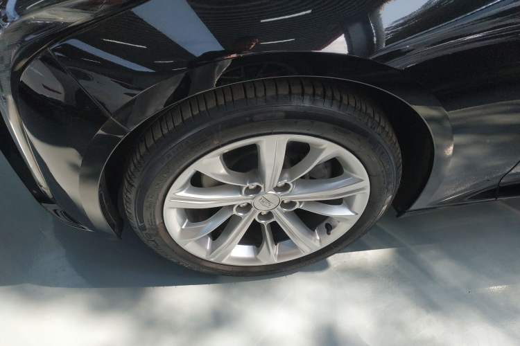 Used Cadillac CT5 2024 28T Luxury Pro Trim Exterior 4
