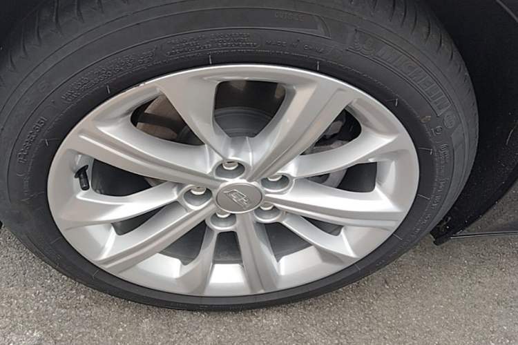 Used Cadillac CT5 2024 28T Luxury Pro Trim Exterior 4