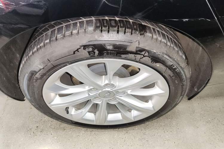 Used Cadillac CT5 2024 28T Luxury Pro Trim Exterior 5