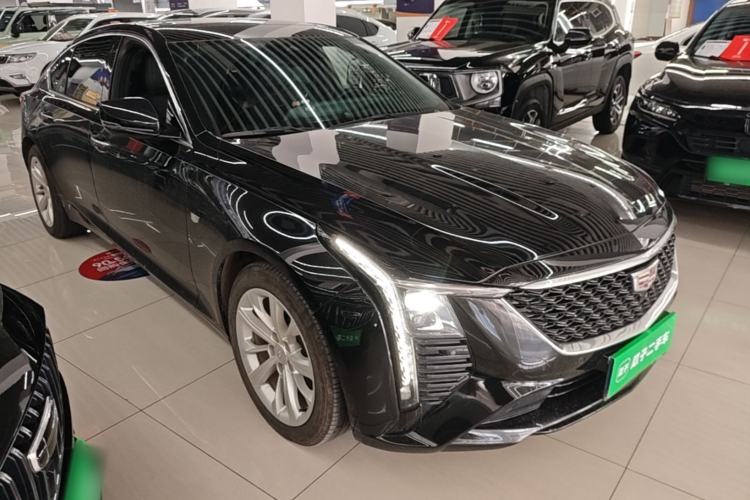 Used Cadillac CT5 2024 28T Luxury Pro Trim Front Right 45 Deg