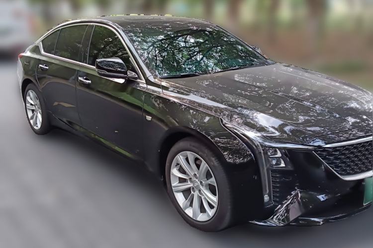 Used Cadillac CT5 2024 28T Luxury Pro Trim Front Right 45 Deg