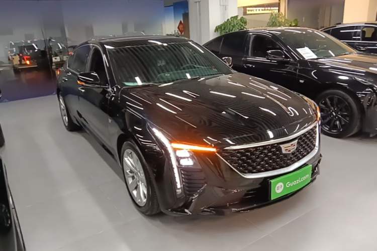 Used Cadillac CT5 2024 28T Luxury Pro Trim Front Right 45 Deg