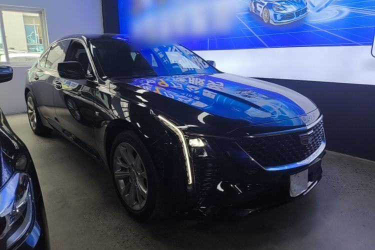 Used Cadillac CT5 2024 28T Luxury Pro Trim Front Right 45 Deg