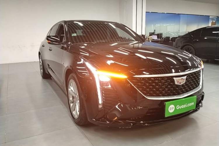 Used Cadillac CT5 2024 28T Luxury Pro Trim Front Right 45 Deg