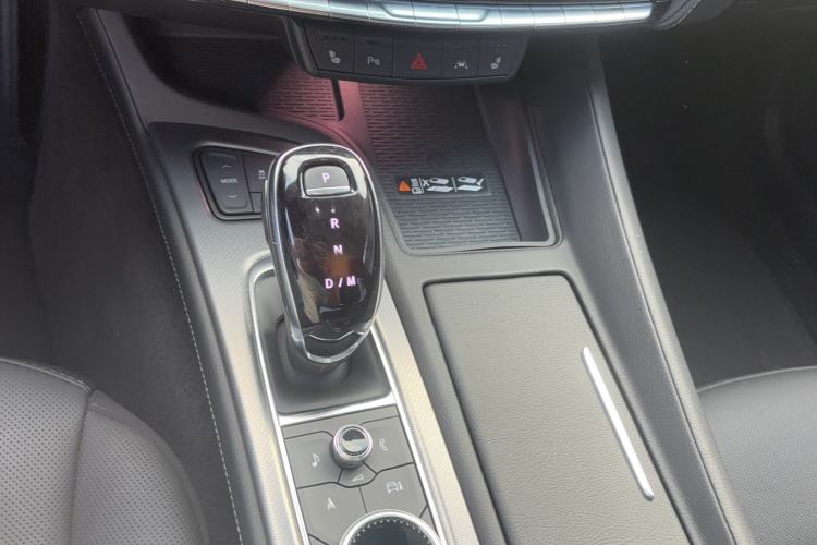 Used Cadillac CT5 2024 28T Luxury Pro Trim Gear Lever