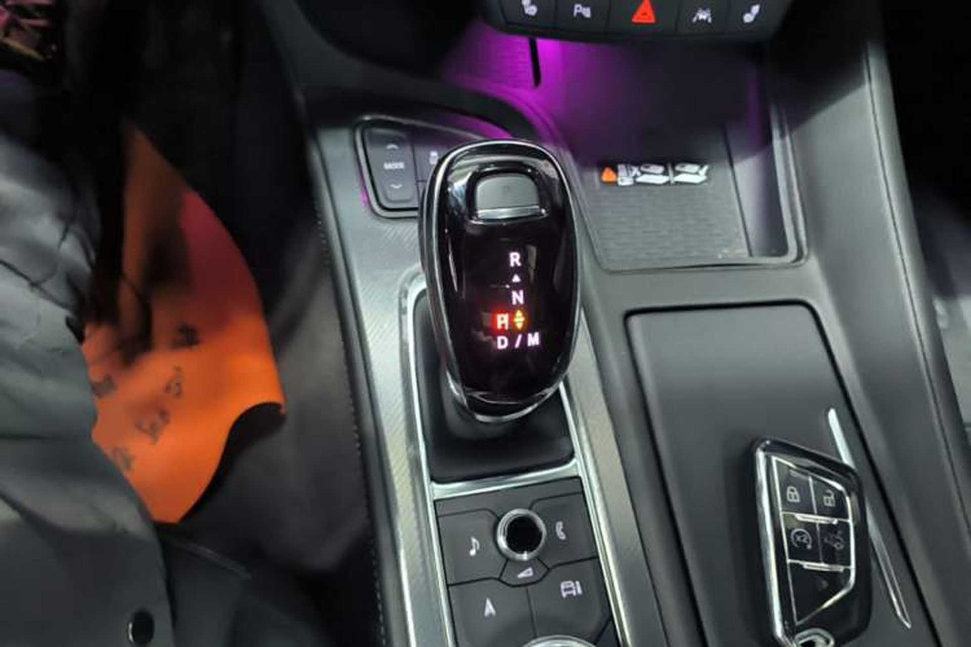 Used Cadillac CT5 2024 28T Luxury Pro Trim Gear Lever
