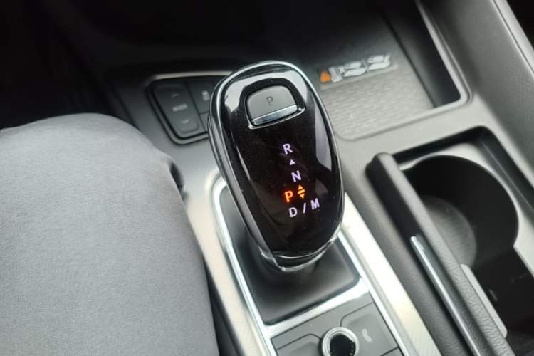 Used Cadillac CT5 2024 28T Luxury Pro Trim Gear Lever