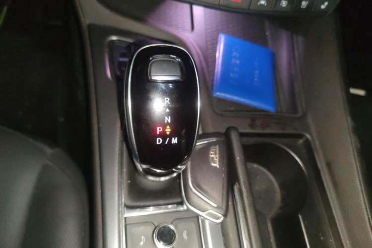 Used Cadillac CT5 2024 28T Prestige Edition Gear Lever