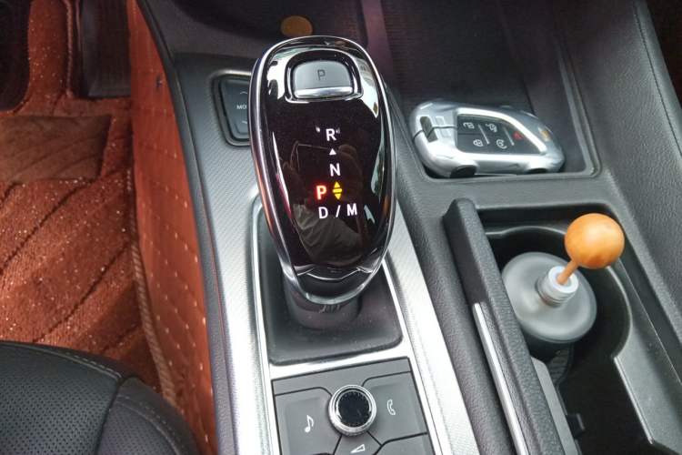 Used Cadillac CT5 2024 28T Luxury Pro Trim Gear Lever