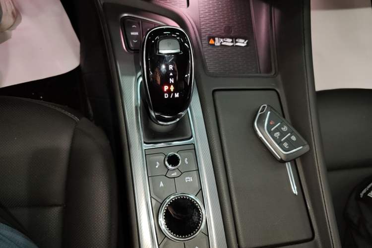 Used Cadillac CT5 2024 28T Luxury Pro Trim Gear Lever
