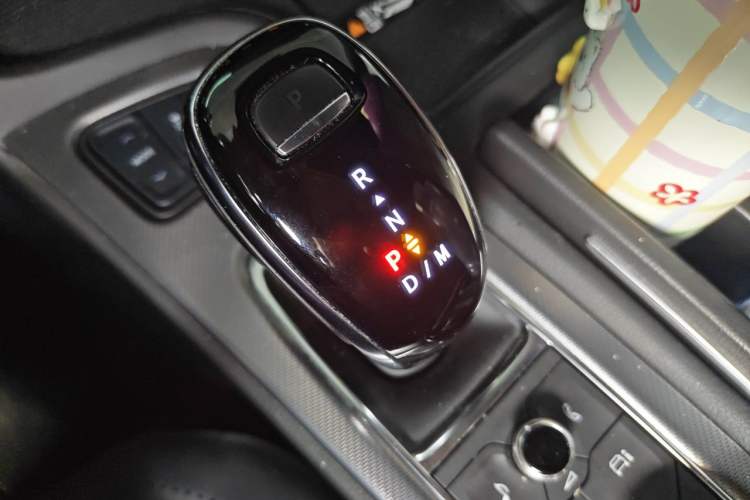 Used Cadillac CT5 2024 28T Prestige Edition Gear Lever
