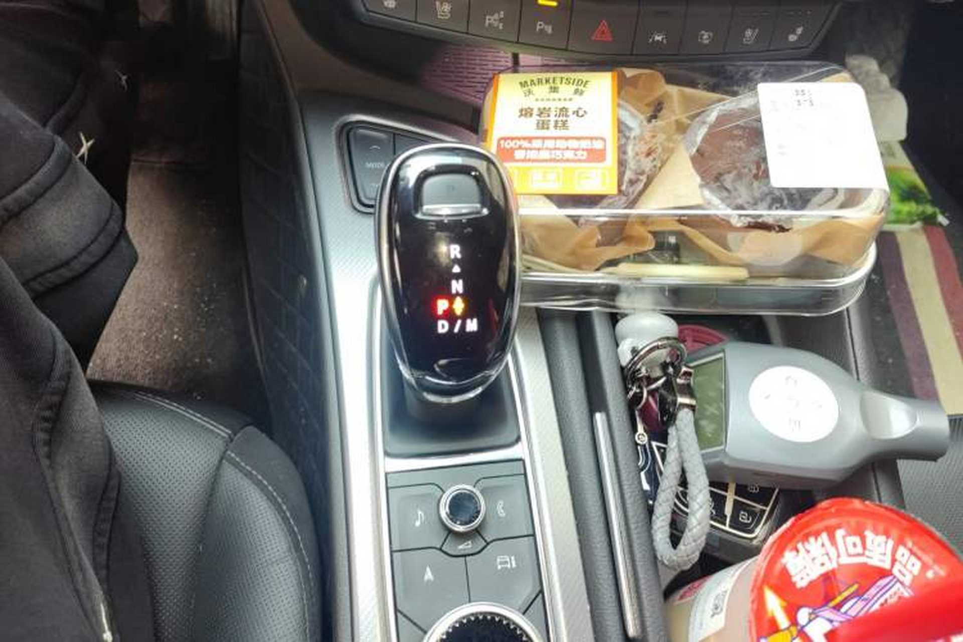Used Cadillac CT5 2024 28T Prestige Edition Gear Lever