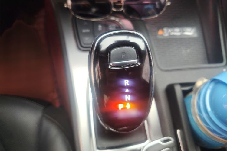 Used Cadillac CT5 2024 28T Luxury Pro Trim Gear Lever
