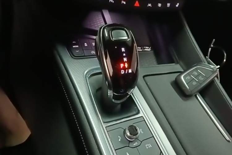 Used Cadillac CT5 2024 28T Prestige Edition Gear Lever