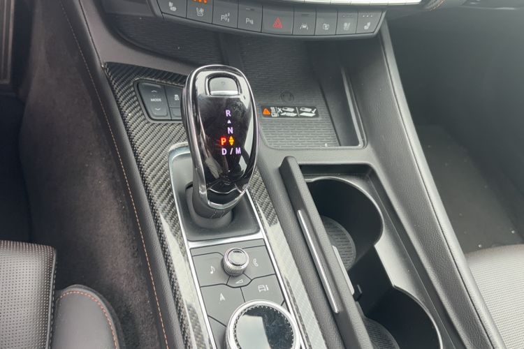 Used Cadillac CT5 2024 28T Platinum Edition Gear Lever