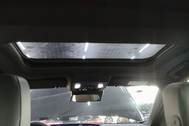 Used Cadillac CT5 2024 28T Luxury Pro Trim Headliner