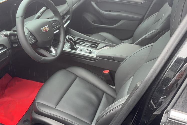 Used Cadillac CT5 2024 28T Luxury Pro Trim Interior 1